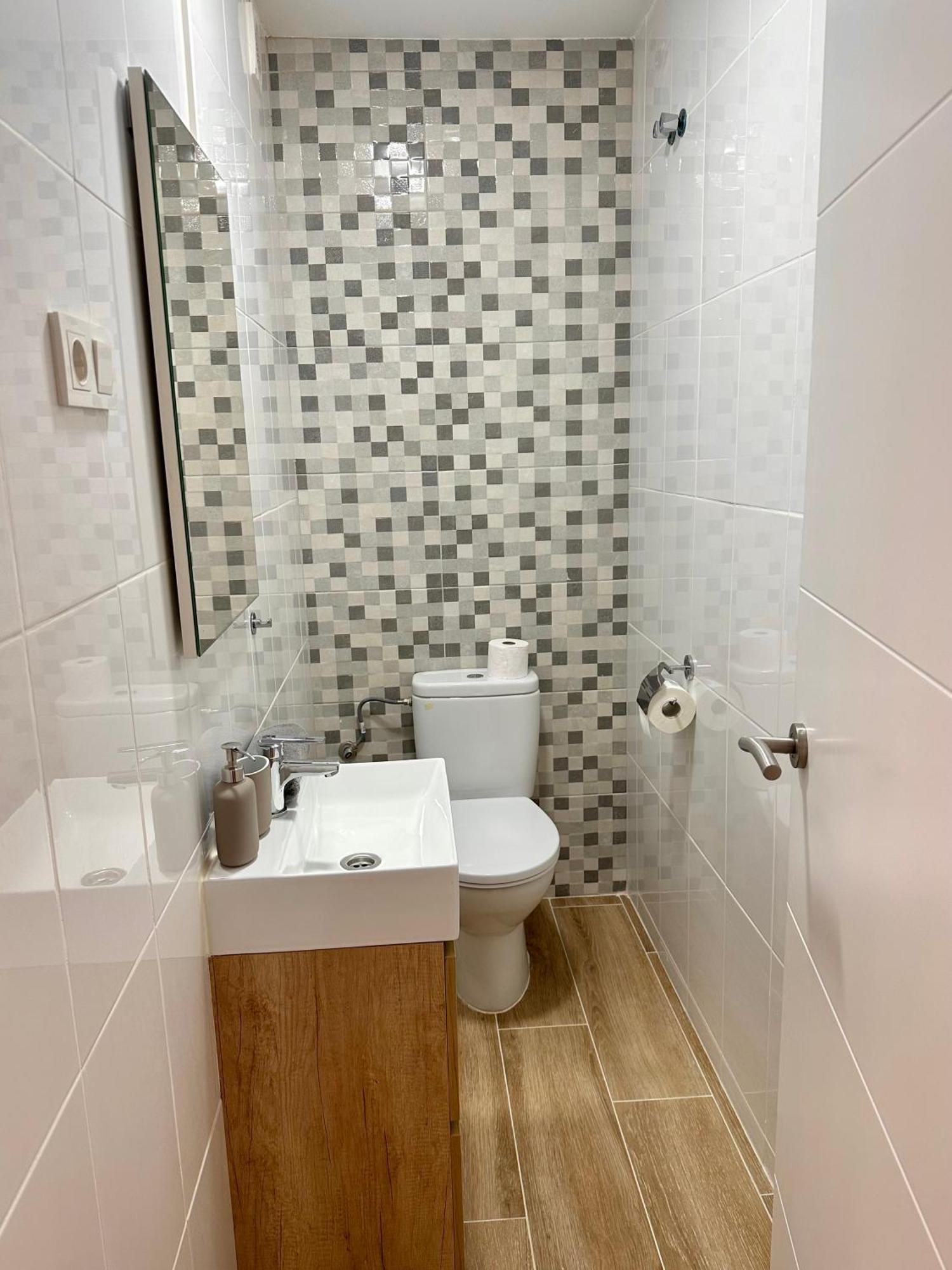 Amazing 3 Bedrooms Apartment With Pool Next To The Sea Torrevieja Exterior foto